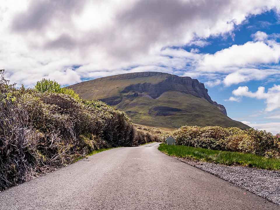 Benbulben Mountain - Yeats Country Roadtrip