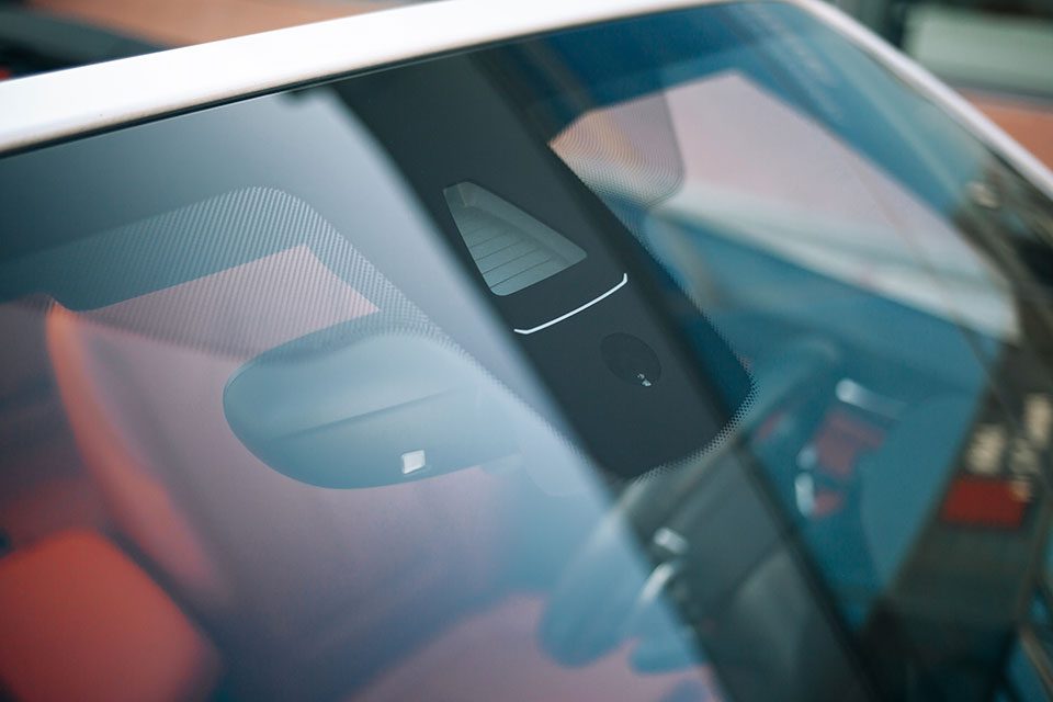 Modern Car Glass - Laminated Glass